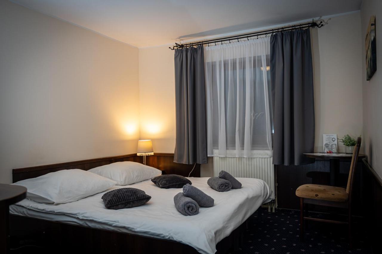 Czarna Owca Bed and Breakfast Istebna Exteriör bild