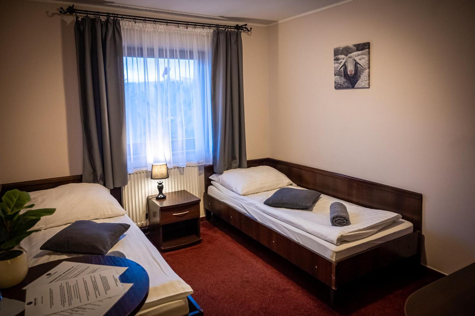 Czarna Owca Bed and Breakfast Istebna Exteriör bild